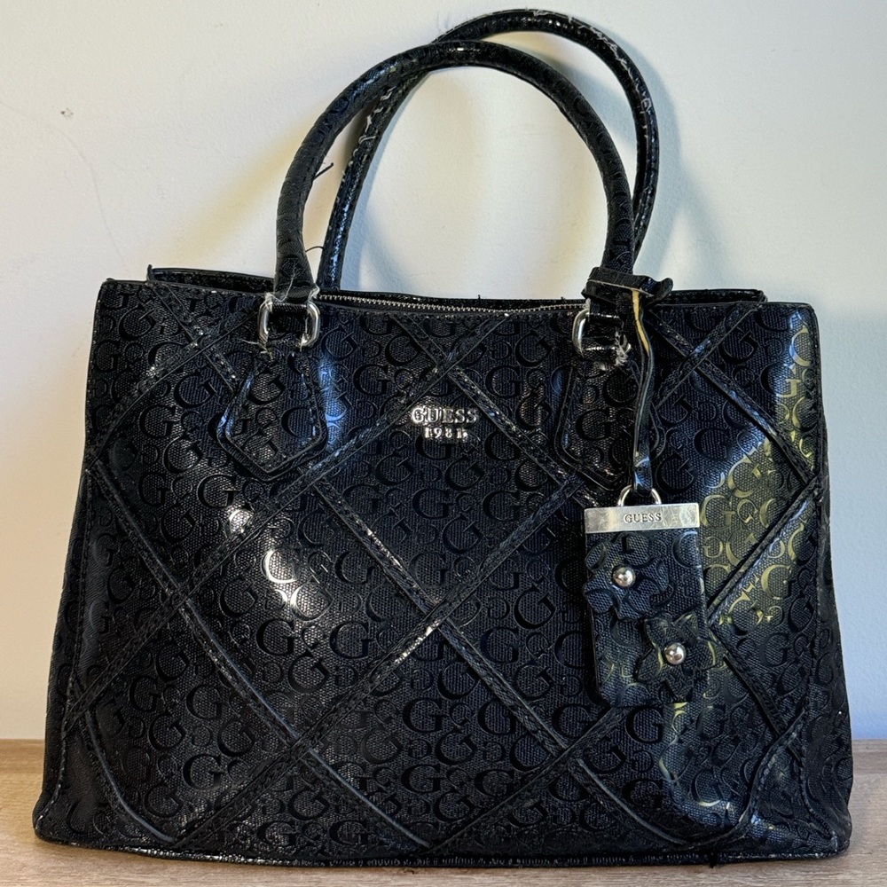 Guess Shiny Black Signature Tote